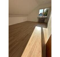 Traumhafte Dachwohnung mit Balkon - Laufenburg (Baden)