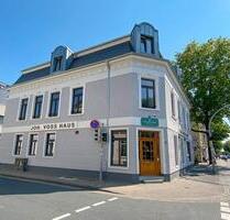 5951 - Höchst attraktive 3-Zimmer-Obergeschosswohnung mit EBK und Balkon im Joh. Voss Haus! - Oldenburg Bürgeresch
