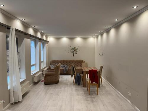 Foto - Große 2 Zimmer Mietwohnung (80m2)