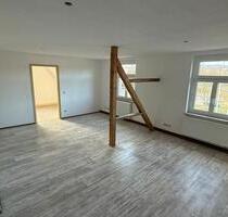 Top-Lage Zwickau | Frisch renovierte DG-Wohnung