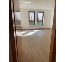 helle 1-Raum-Wohnung mit Balkon im beliebten Parthe Centrum - Taucha