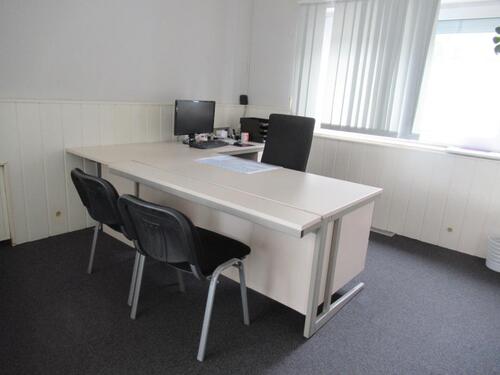 Foto - Büroraum Bürozimmer zu Mieten - 80,00 EUR Kaltmiete,