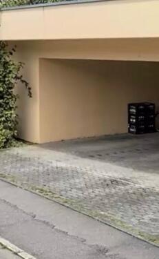 Foto - Parkplatz in offener Garage - 95,00 EUR Miete,