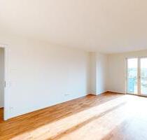 Familienfreundliche 4-Zimmer-Wohnung mit Innenhofbalkon - Leipzig Ost