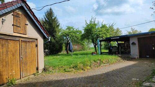 Foto - 7 Zimmer Mehrfamilienhaus, Wohnhaus in Langenleuba-Niederhain