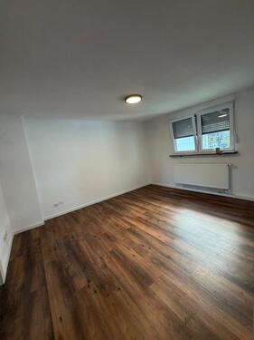 Foto - Gepflegte 3 Zimmer Wohnung, ruhiger Lage, 950 € zuzgl. NK + Strom