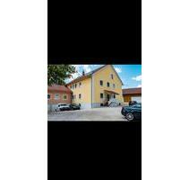 3-Zimmer Wohnung - 1.025,00&nbsp;EUR Kaltmiete, ca.&nbsp; 83,00&nbsp;m&sup2; in Adlkofen (PLZ: 84166)