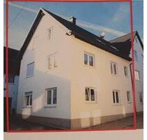 Grosszügiges 2-Familienhaus in Horb-Betra mit Fussbodenheizung . - Horb am Neckar