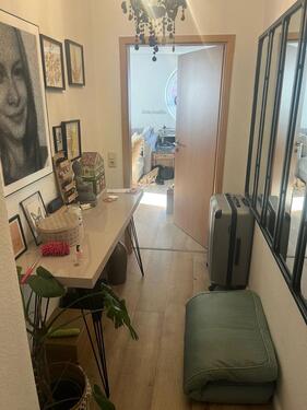 Foto - Lichtdurchflutete 2-Zimmer-Wohnung mit großem Balkon