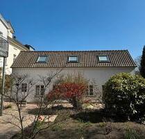 Ein Haus im Garten! - 936,00 EUR Kaltmiete, in Essen (PLZ: 45219) Stadtbezirk IX