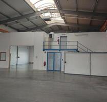 Produktionshalle & Büro - 3.000,00&nbsp;EUR Kaltmiete, ca.&nbsp; 700,00&nbsp;m&sup2; in Geisenfeld (PLZ: 85290)