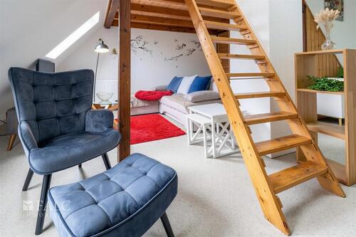 Foto - 1 Zimmer Dachgeschoßwohnung zur Miete in Niefern-Öschelbronn