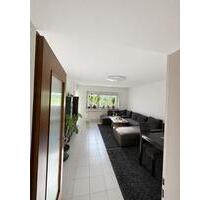 Helle 2 Zimmer Wohnung mit EBK & Stellplatz in Leimen