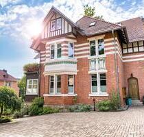 Repräsentative Dachgeschoss Büroeinheit in historischer Villa im Westviertel - Jena