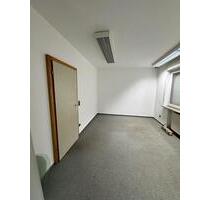 Büro oder Geschäftsräume - 400,00&nbsp;EUR Kaltmiete, ca.&nbsp; 45,00&nbsp;m&sup2; in Wiesbaden (PLZ: 55252) Mainz-Kastel