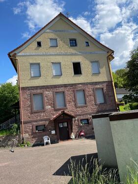 Foto - 12 Zimmer Mehrfamilienhaus, Wohnhaus in Zeitlofs