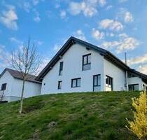 Elegantes EFH BJ 2018 mit Doppelgarage - Eisenberg (Pfalz)