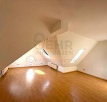 *** Geräumige Maisonette Wohnung *** - Hohenstein-Ernstthal