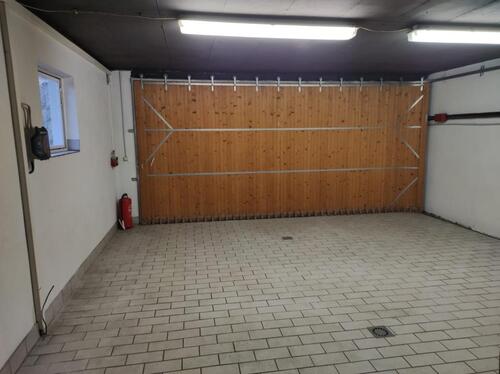 Foto - Garage ca. 30m² mit Stromanschluß zu vermieten