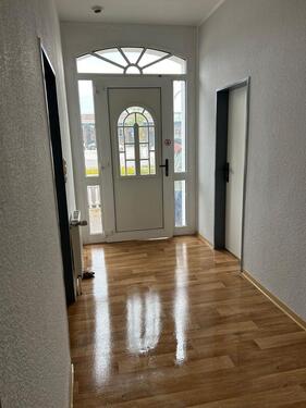 Foto - 2 Zimmer-Erdgesch.Wohnung 70qm, Terrasse, zentrale Lage, Norden,