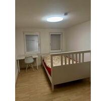 Zimmer in zentraler 3er-WG in Rottenburg (Marktstraße 9) - Rottenburg am Neckar