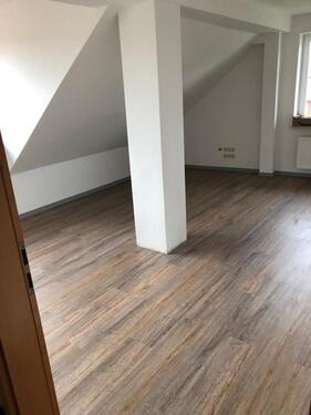 Foto - Helle sanierte DG-Wohnung OT Lachem