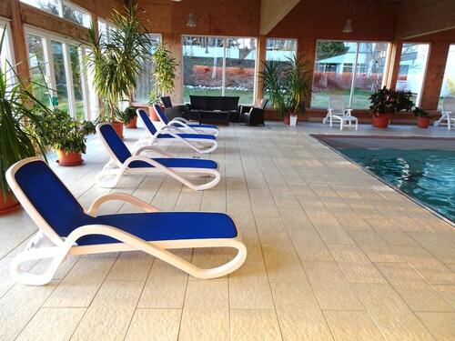 Foto - 3 Ferienwohnungen in einer Etage nebeneinanderHallenbad