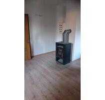 2 Raumwohnung in Waltershausen - 550,00&nbsp;EUR Kaltmiete, ca.&nbsp; 55,00&nbsp;m&sup2; in Waltershausen (PLZ: 99880)