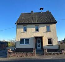 Einfamilienhaus - 400.000,00 EUR Kaufpreis, in Vettelschoß (PLZ: 53560)