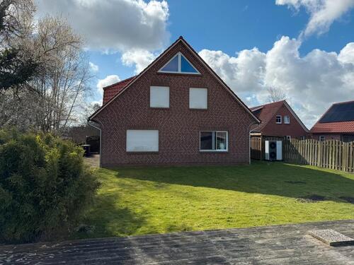 Foto - 8 Zimmer Einfamilienhaus zum Kaufen in Upgant-Schott