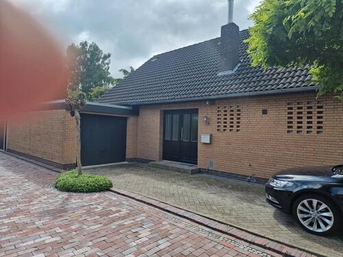 Foto - 4 Zimmer Einfamilienhaus zum Kaufen in Brake (Unterweser)