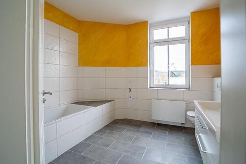 Foto - Liebevoll sanierte 3 - Raum Altbauwohnung im Zentrum mit Küche