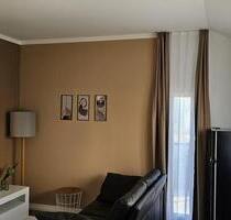 MODERNE MÖBLIERTE 1-ZIMMER-WOHNUNG IN GROßBETTLINGEN