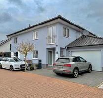 Exklusive Stadtvilla mit PV,Sauna & Homeoffice Top Lage - Mettenheim