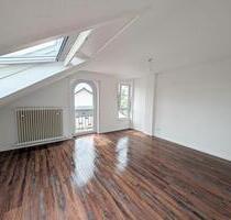 Helle 3-Zimmer-Wohnung | ca. 78 m² | frisch saniert | neue Einbauküche | Stellplatz optional - Filderstadt
