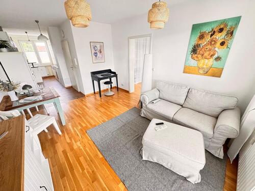 Foto - Stilvoll komplett möblierte 2 Zi Whg- Balkon, Parkplatz & Toplage