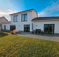 Großes Modernisiertes Einfamilienhaus - Giesen