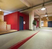 Ab sofort-Renovierte Workbox in Köln - 91 m² im Erdgeschoss
