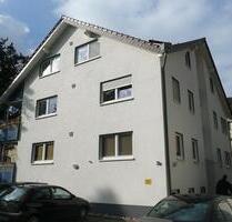 2-Zimmer-Wohnung mit Einbauküche, Wannenbad und Balkon - Butzbach
