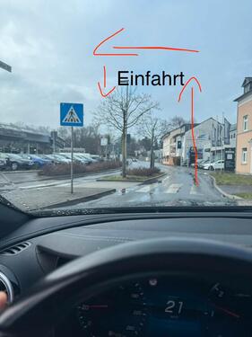 Foto - Lagerhalle mit Büro 