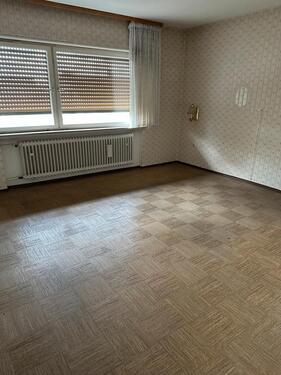 Foto - 3-Zimmer-Wohnung mit großem Garten - teilmöbliert