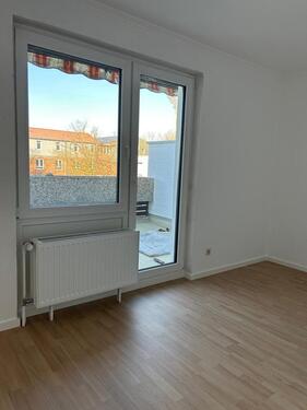 Foto - Erstbezug nach Renovierung! 3-Zimmer, Balkon & Zentrumsnah!
