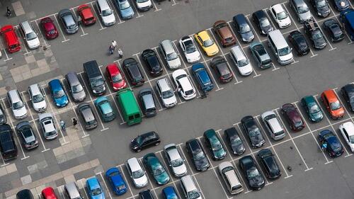 Foto - Parkplatz Nahe Flughafen Weeze - 5,00&nbsp;EUR Miete,