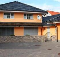 Luxuriöses Haus im toskanischen Stil mit Einliegerwohnung - Löffingen