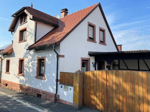 Foto - Einmaliges Anwesen - Wohnhaus, Pferdeboxen, Nebengeb.,Top Scheune