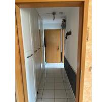 Wunderschöne & gemütliche 2,5-Zimmer-Wohnung (60 m²) – voll möbli - Stuttgart Neuwirtshaus