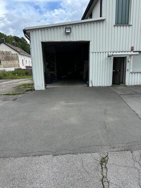 Foto - Lagerhalle zu vermieten (Teilflächen)