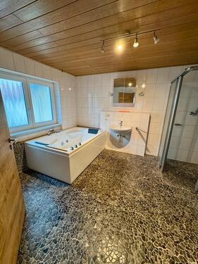 Foto - Schöne 3-ZKB ✨ Frisch renoviert! Garage & Küche optional