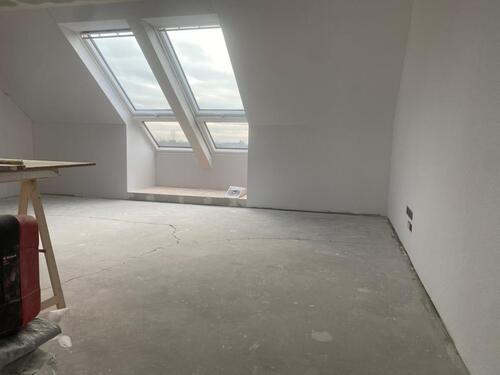 Foto - Helle Dachgeschosswohnung (Erstbezug nach Sanierung)