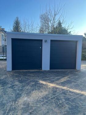 Foto - Garage Viersen elekt. Tor mit Fernbedienung Strom Wasser